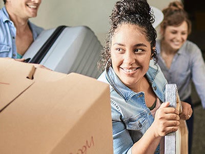 UCR Students moving in.
