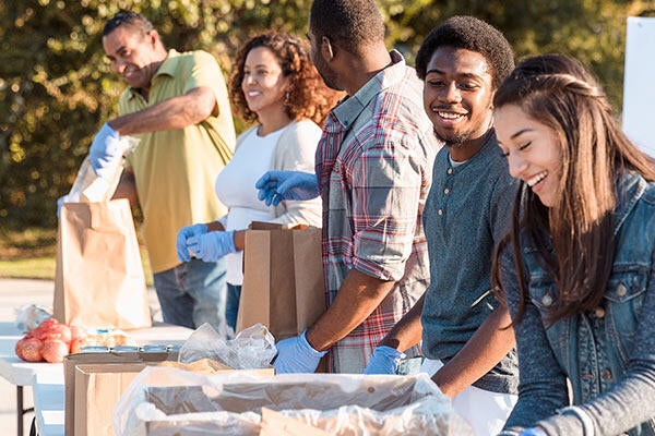 UCR Volunteers at Food Drive